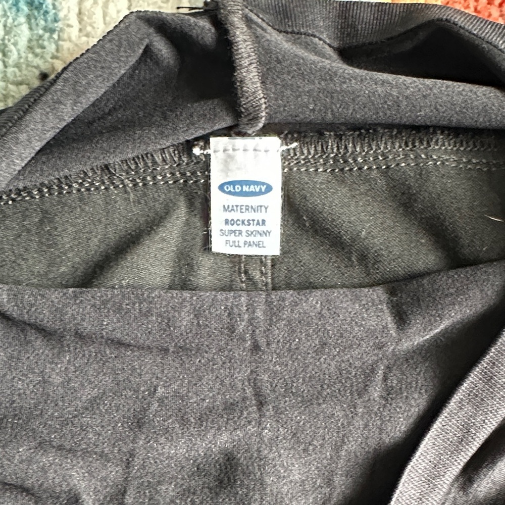 Old Navy Maternity Full Panel Jeans in Charcoal